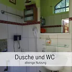 Bootshaus Froschkoenig Uebernachten Ueber Dem Weiher Hundsdorf