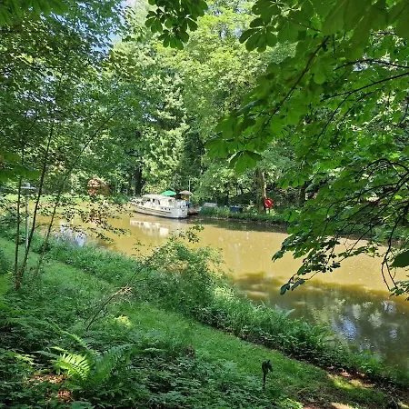 Bootshaus Froschkoenig Uebernachten Ueber Dem Weiher Appartement Hundsdorf